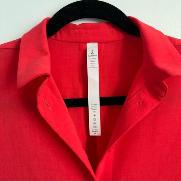 New 🆕 Lululemon Full Day Ahead Short Sleeve Button Shirt - Carnation Red - US 4 - Picture 2 of 4